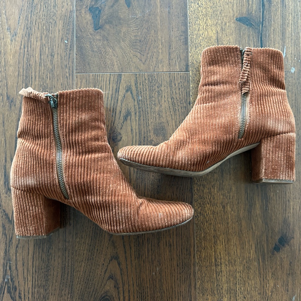 Splendid Rust Orange/Brown Corduroy Heeled Booties - Picture 3 of 6
